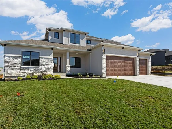 13600 NE 114th Pl, Kearney, MO 64060