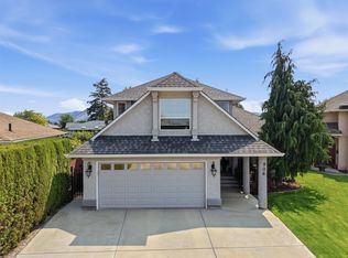 906 Invermere Ct, Kamloops, BC V2B 7T4