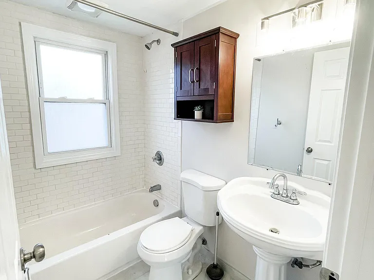 426 Hillcrest Ave — Photo 11