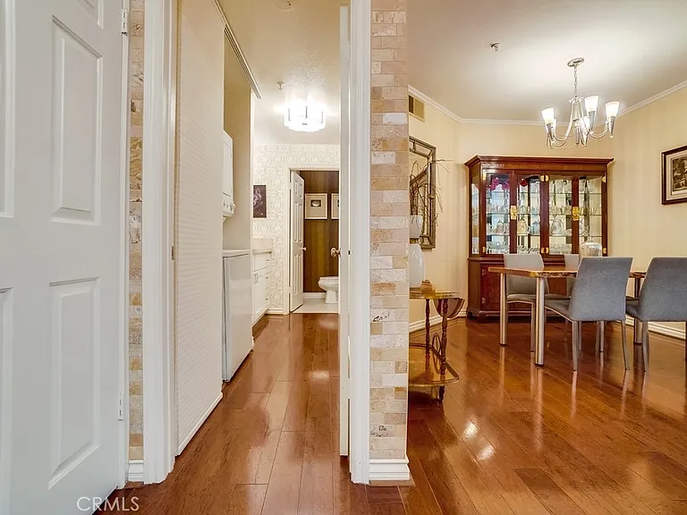 501 E Del Mar Blvd #202 — Photo 6