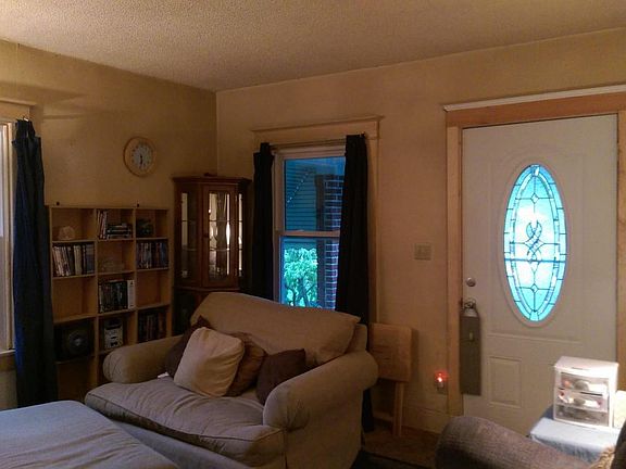 2nd image of 940 McKinley Ave