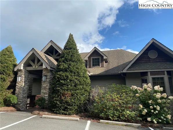 160 Windy Knoll #5D, Sugar Mountain, NC 28604