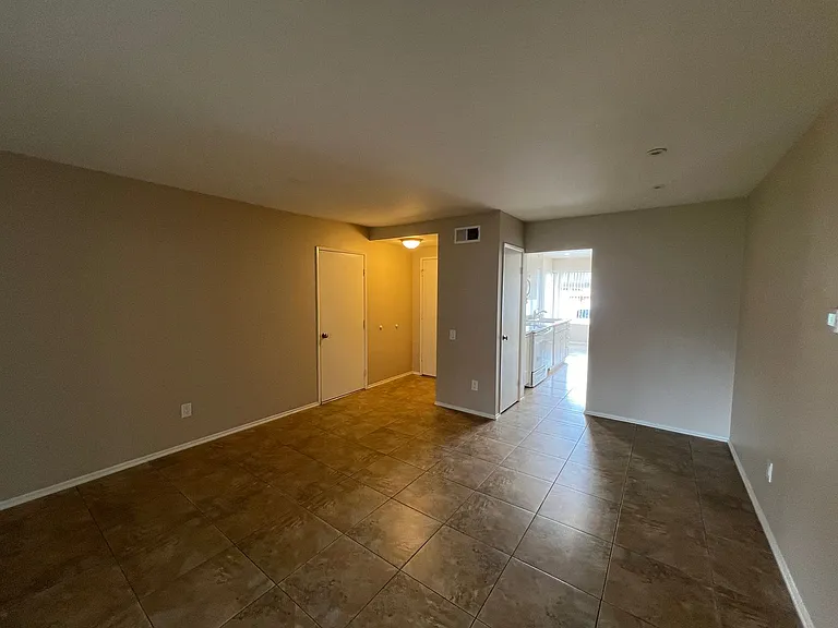23205 Village 23 — Photo 4
