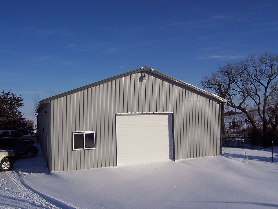 2nd image of 18100 Shasta Ln