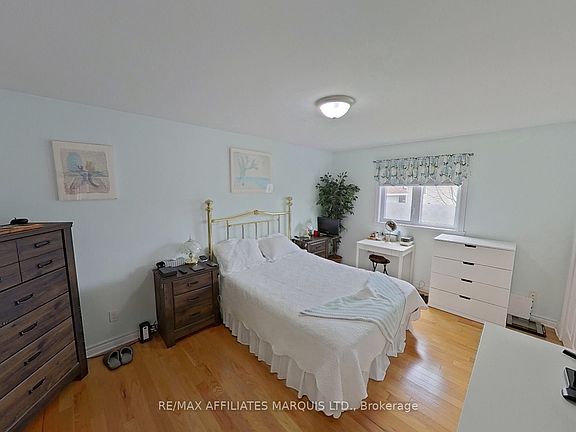 4th image of 117 Gail Elizabeth Ct