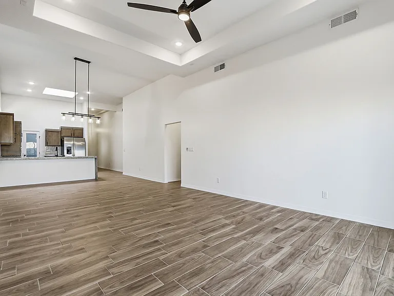 15340 Resolve Dr — Photo 16