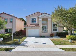 2001 Barcelona Ter, Margate, FL 33063