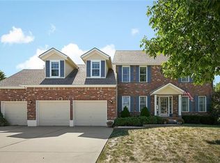 4320 SW Gull Point Dr, Lees Summit, MO 64082