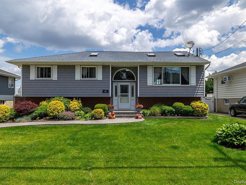 1st image of 139 Baker Court