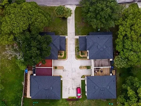 2241 Nairn Dr — Photo 24