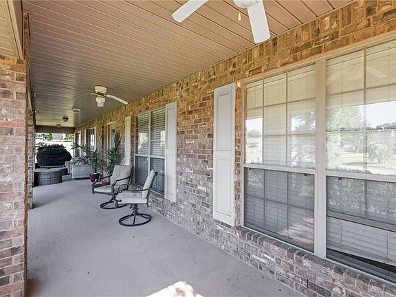 5th image of 10715 Hunters Ct E