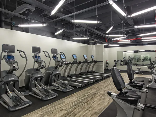 666 West End Avenue image 11 of 14