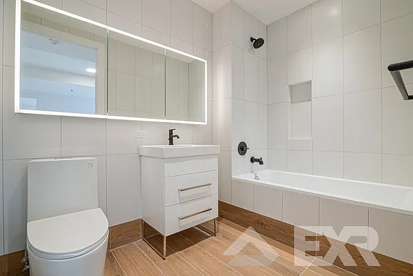 Rented by EXR | media 6