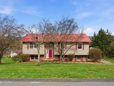 905 S Sherbrooke Cir, Mt Carmel, TN, 37645