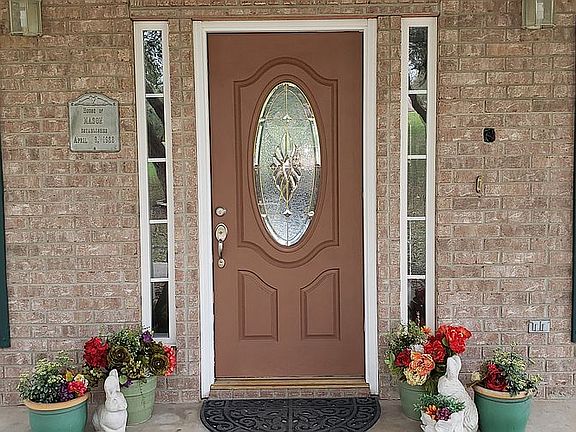 4th image of 2204 Red Rock Dr