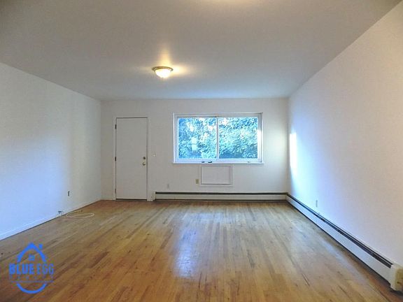 2nd image of 24209 Jamaica Ave #2