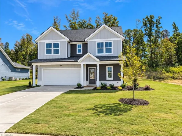 9193 Stoney River Ln, Kernersville, NC 27284