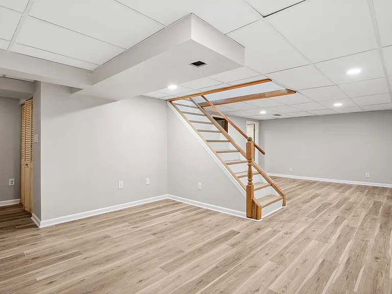 313 West St #101 — Photo 13