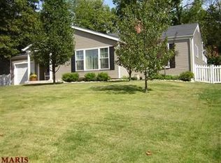 1026 Woodgate Dr, Saint Louis, MO