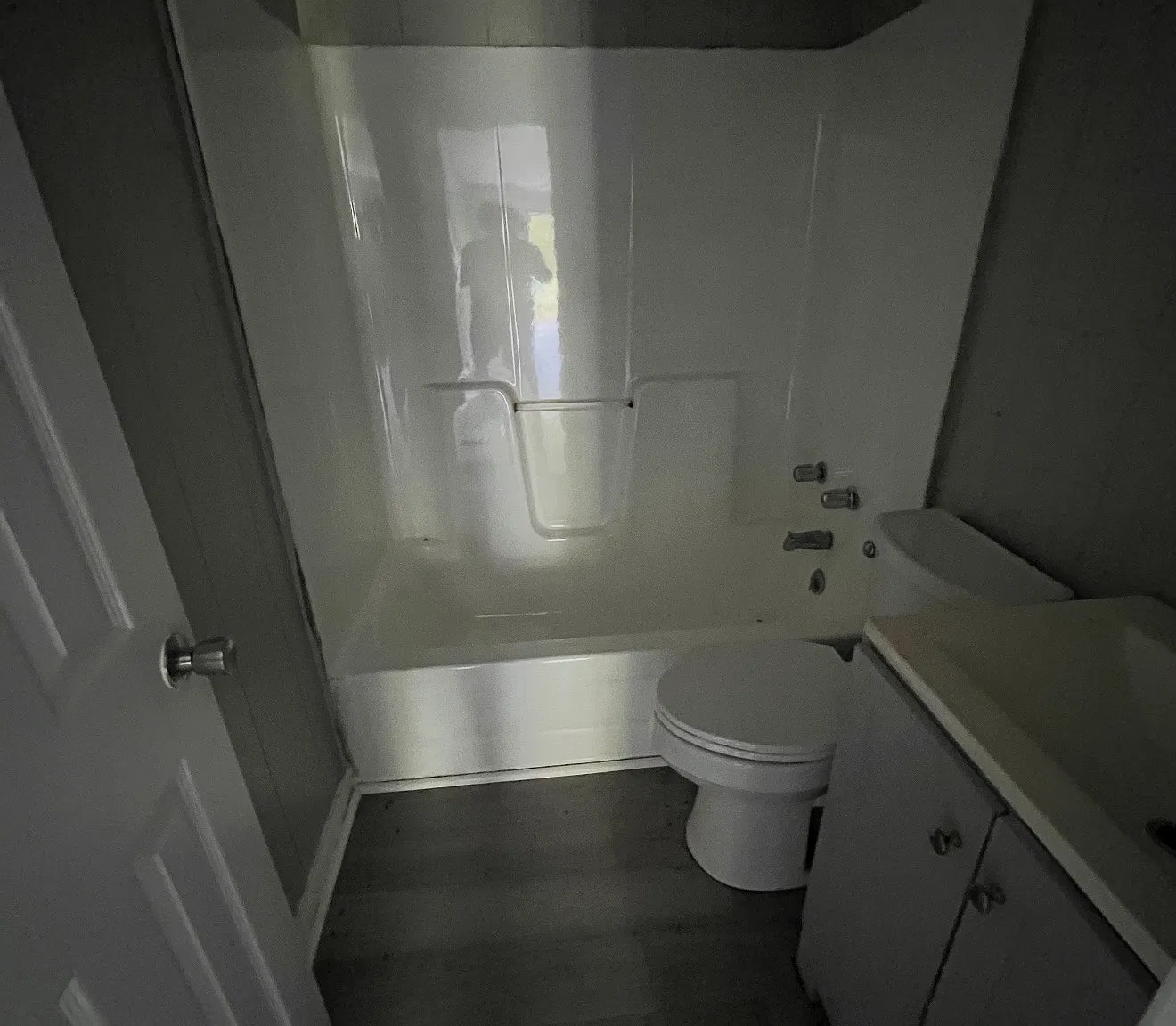 2 bed, 850 sqft, $1,100 — Photo 4