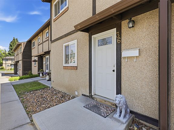 3rd image of 1605 Summit Dr #36