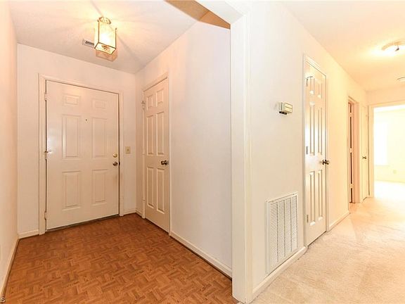 5th image of 4212D Edith Ln