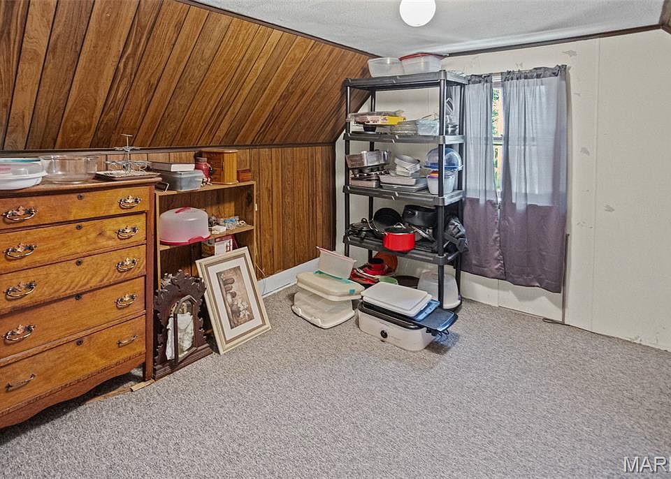 31st image of 622 N Jackson St