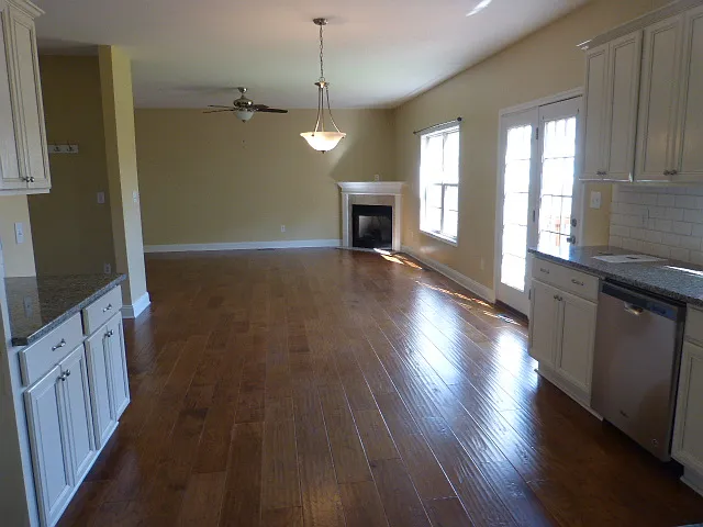 4752 Windstar Way — Photo 37