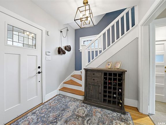 4th image of 615 Walmer ROAD