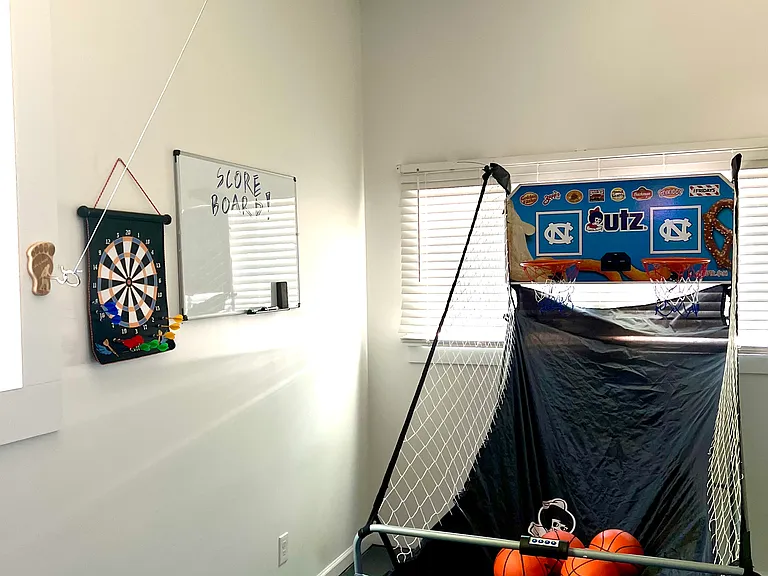 2757 Heutte Dr — Photo 20