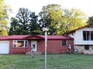 303 Meadowbrook Dr, Pigeon Forge, TN 37863