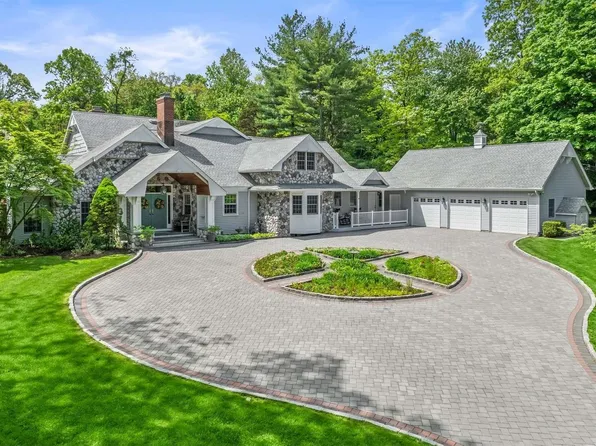 7 Crane Road, Lloyd Harbor, NY 11743