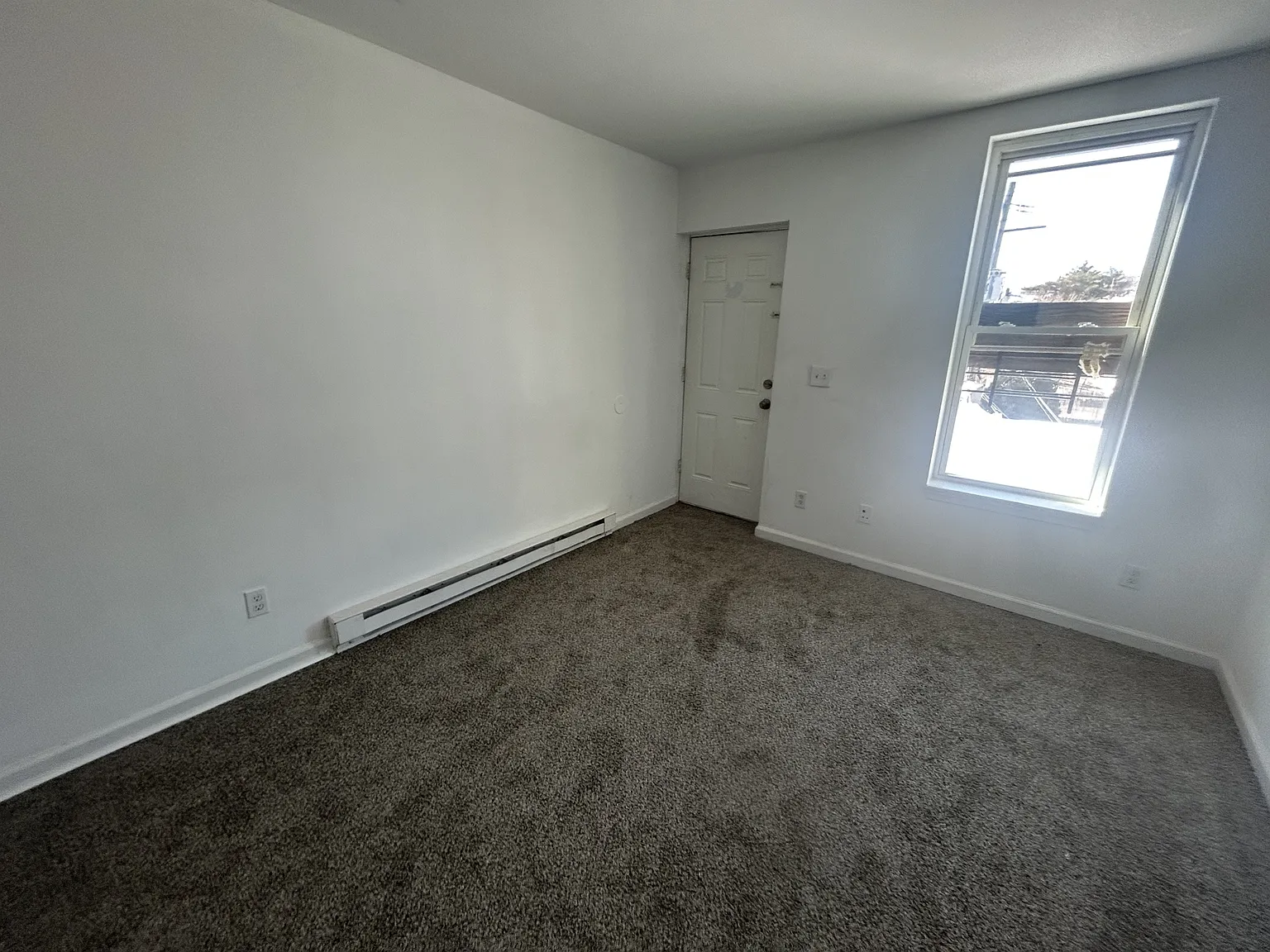 218 N 6th St - 3 — Photo 4