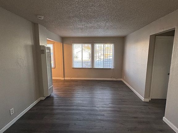 2nd image of 1101 W 45th St APT 7