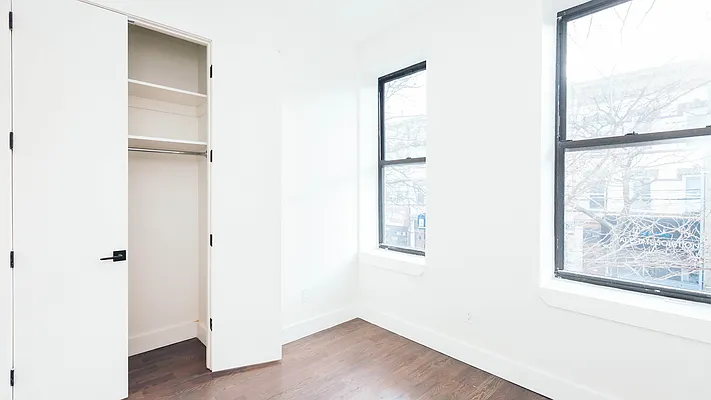 Rented by Nooklyn NYC LLC | media 2