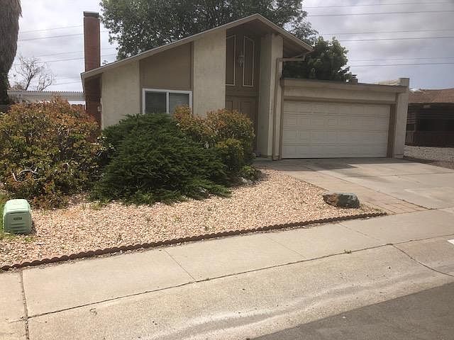 1st image of 13046 Calle De Los Ninos