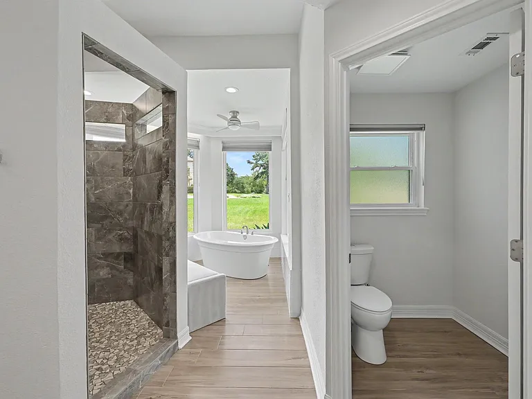 60 La Jolla Cir — Photo 22