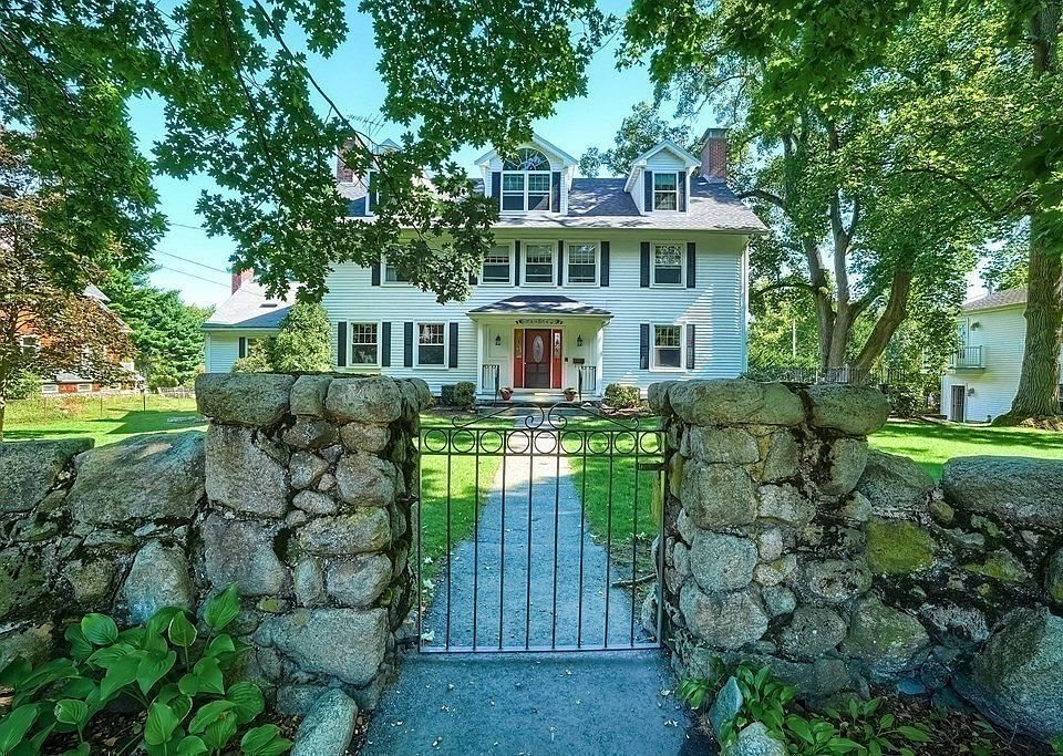 131 Cedar St, Braintree, MA 02184 Zillow