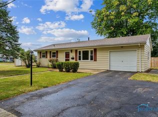 1926 Cottonwood St, Findlay, OH 45840