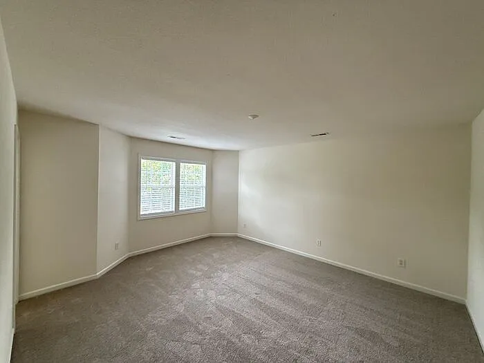 4606 Kingsland Ct — Photo 10