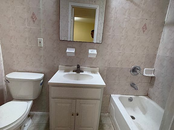 4th image of 4234 Bedford Ave