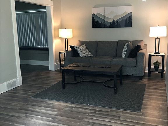 5th image of 144 Grandview Way