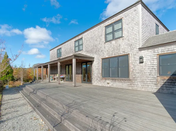 3 Monohansett Rd, Nantucket, MA 02554
