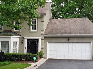 44 Ridgemere Trce, Sandy Springs, GA 30328