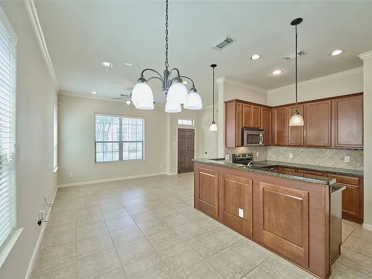 2726 Misty Heath Ln — Photo 11