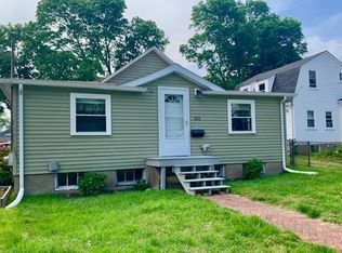 103 Rock Island Rd, Quincy, MA 02169