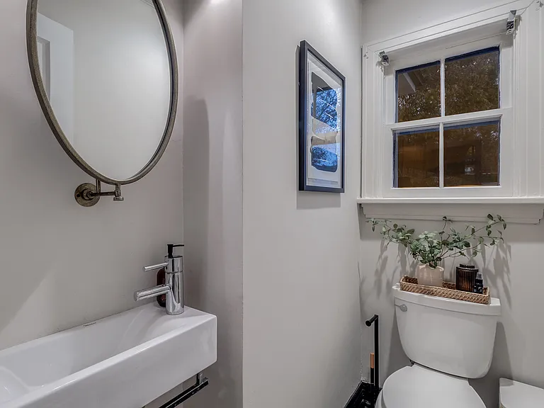 6511 Gaston Ave — Photo 15