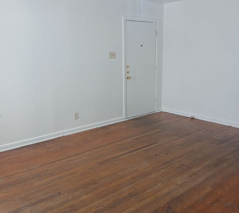 1st image of 3019-3021 Avon St #3019