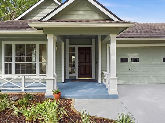 2nd image of 1411 Pebble Banks Ln