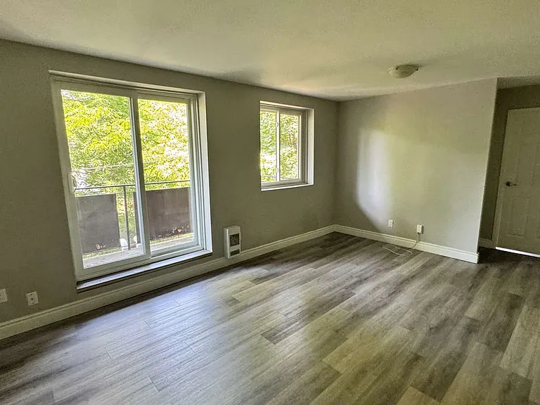 385 Division St #201 — Photo 17